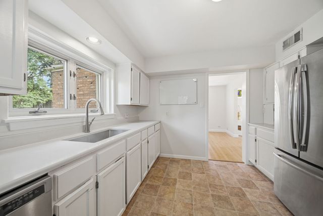 509 S Brainard Avenue, La Grange, IL 60525