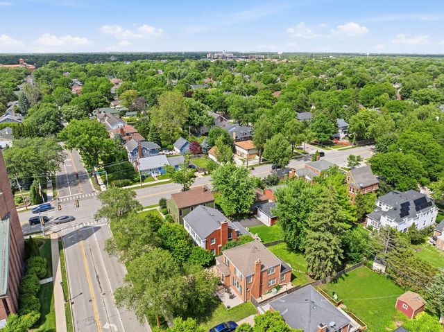 509 S Brainard Avenue, La Grange, IL 60525