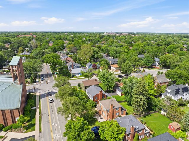 509 S Brainard Avenue, La Grange, IL 60525