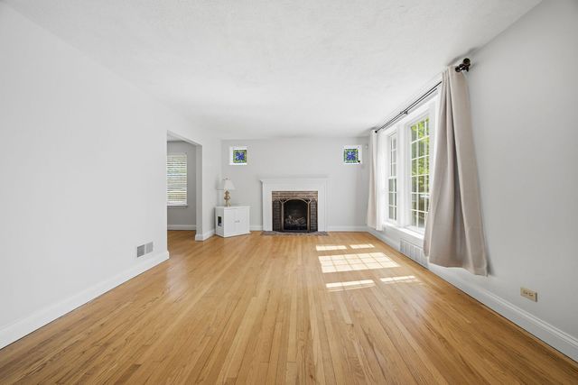 509 S Brainard Avenue, La Grange, IL 60525