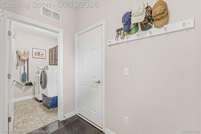 23740 Stoneleigh Drive, Lyon Charter Township, MI 48178