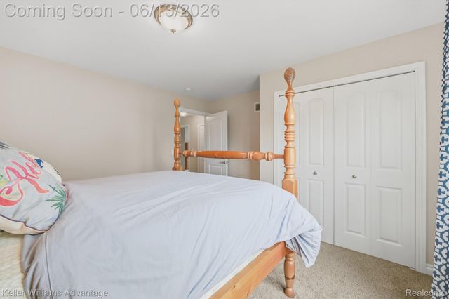 23740 Stoneleigh Drive, Lyon Charter Township, MI 48178