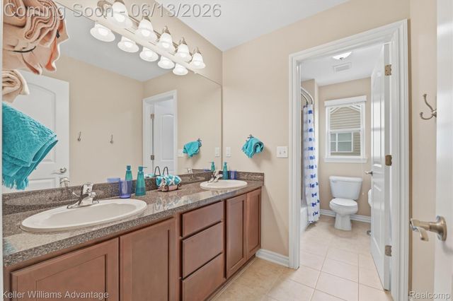 23740 Stoneleigh Drive, Lyon Charter Township, MI 48178