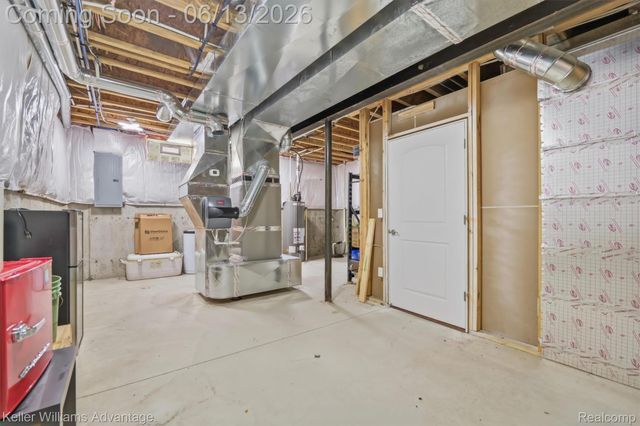 23740 Stoneleigh Drive, Lyon Charter Township, MI 48178