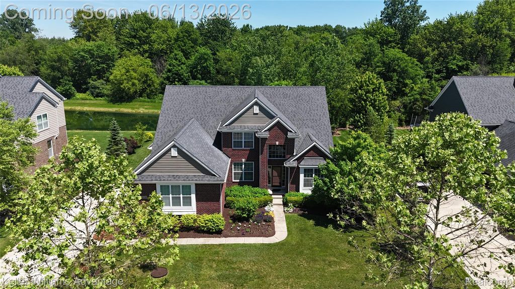 23740 Stoneleigh Drive, Lyon Charter Township, MI 48178