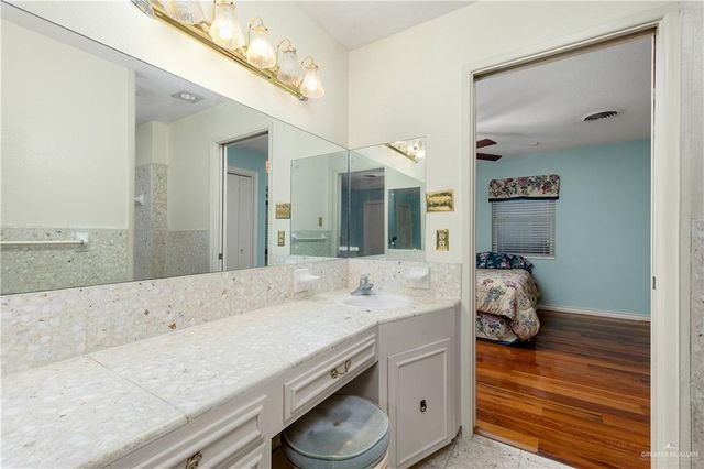 1401 Larkspur Avenue, Mcallen, TX 78501