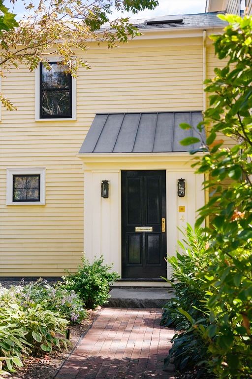 4 Craigie Street 4, Cambridge, MA 02138