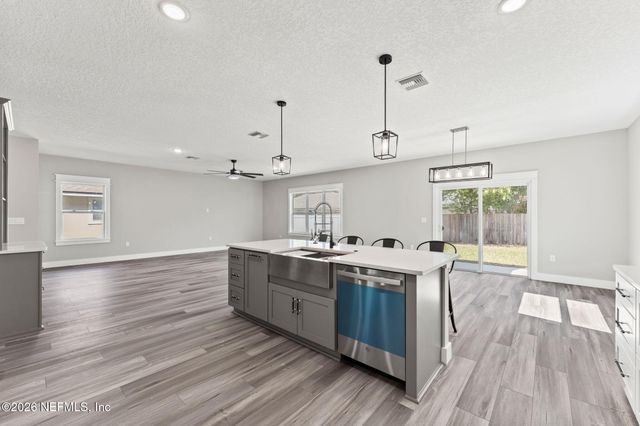 703 BELLSHIRE Drive, Orange Park, FL 32065