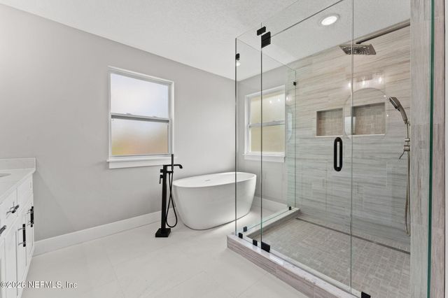 703 BELLSHIRE Drive, Orange Park, FL 32065