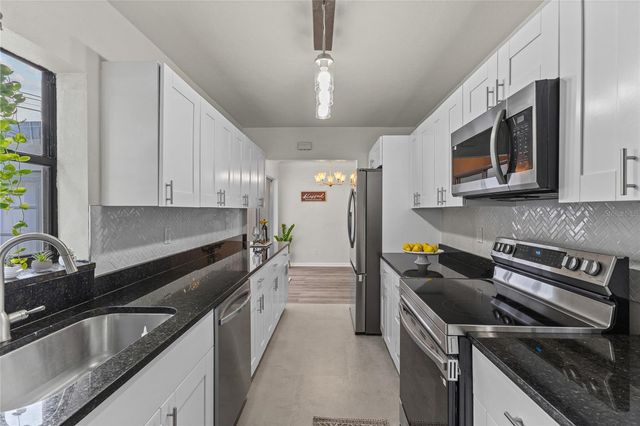 1200 63RD AVENUE N, St Petersburg, FL 33702