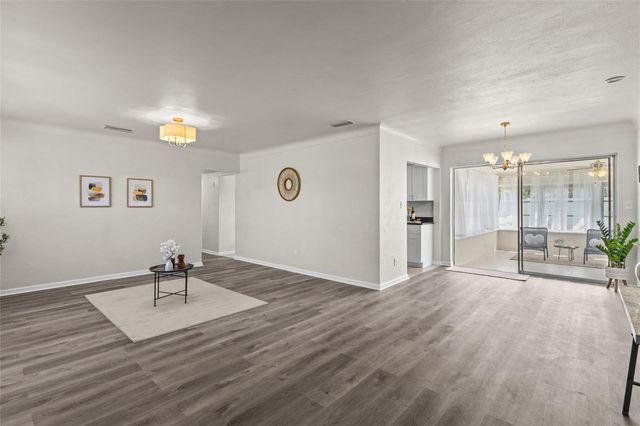 1200 63RD AVENUE N, St Petersburg, FL 33702