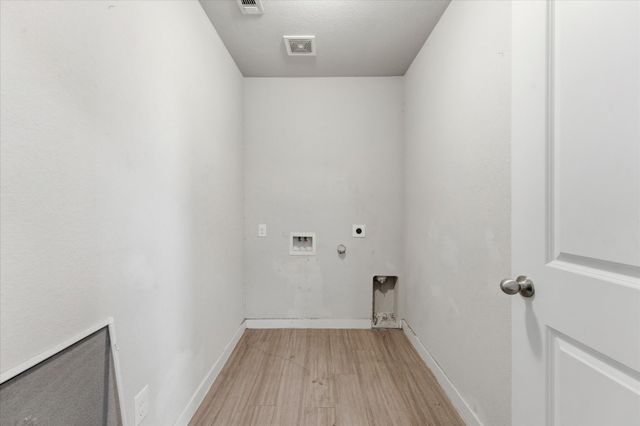 9975 Rio Doso Drive, Dallas, TX 75227