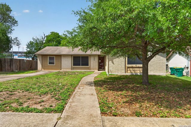 7305 SAGE OAK ST, Live Oak, TX 78233