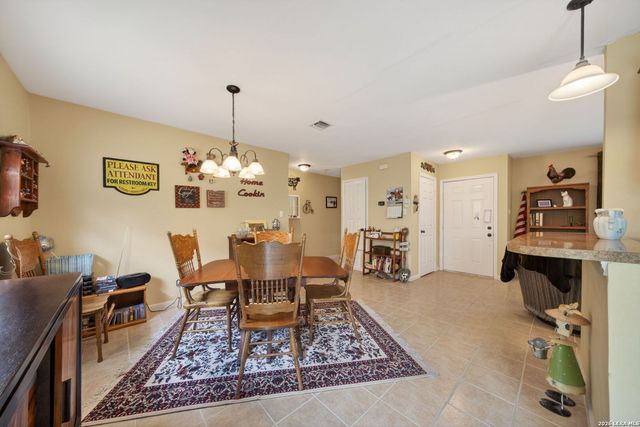 7305 SAGE OAK ST, Live Oak, TX 78233