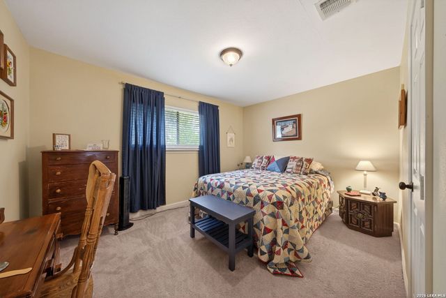 7305 SAGE OAK ST, Live Oak, TX 78233