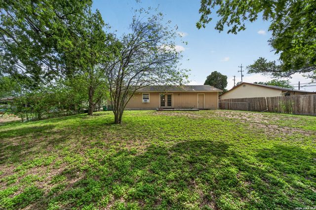 7305 SAGE OAK ST, Live Oak, TX 78233
