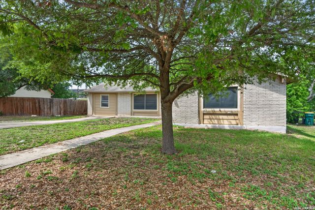 7305 SAGE OAK ST, Live Oak, TX 78233