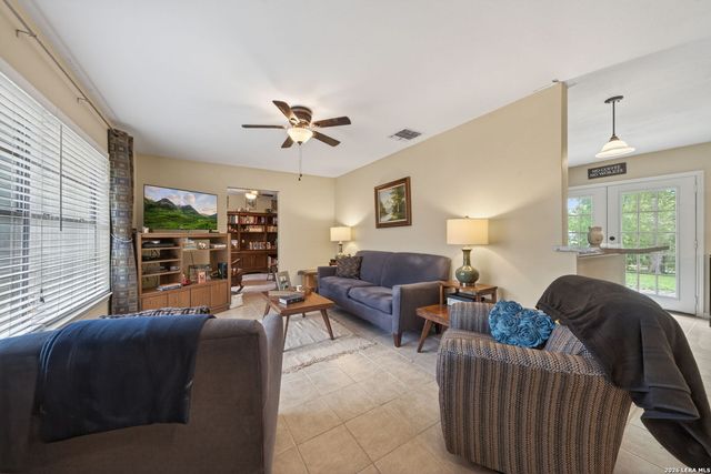 7305 SAGE OAK ST, Live Oak, TX 78233