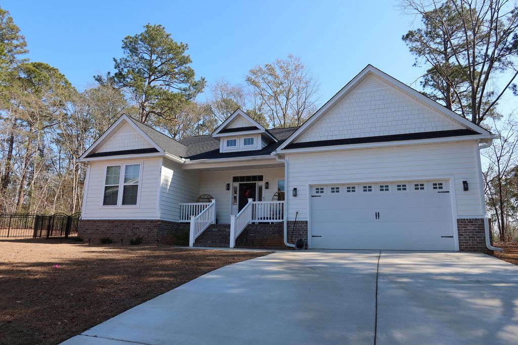 131 Green Court, Santee, SC 29142