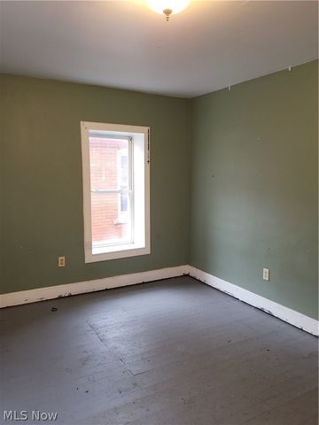 5566 State Route 152, Dillonvale, OH 43917