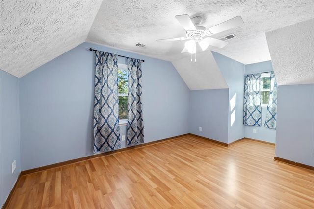 618 Welcome To Arnco Road, Newnan, GA 30263