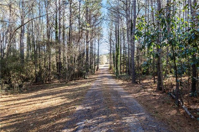 618 Welcome To Arnco Road, Newnan, GA 30263