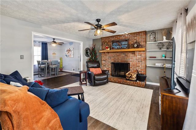 618 Welcome To Arnco Road, Newnan, GA 30263