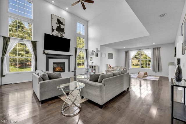 10342 Townley Court, Aurora, OH 44202