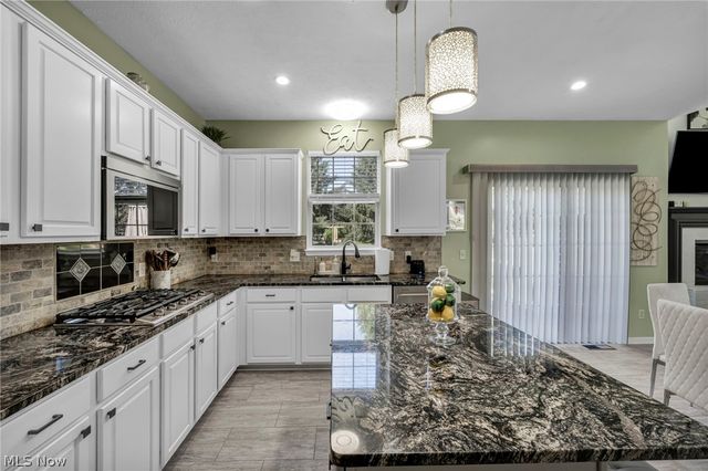 10342 Townley Court, Aurora, OH 44202