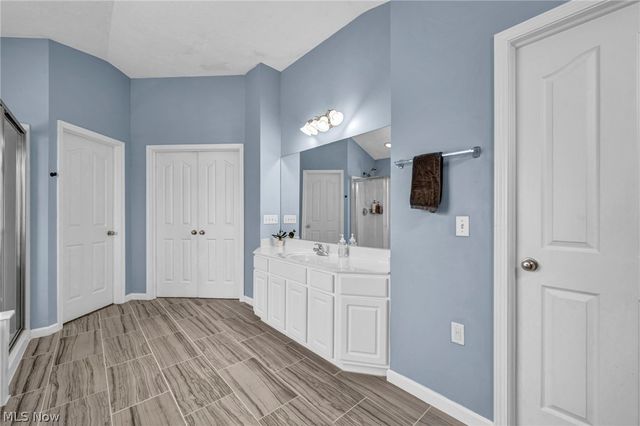 10342 Townley Court, Aurora, OH 44202