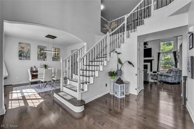 10342 Townley Court, Aurora, OH 44202