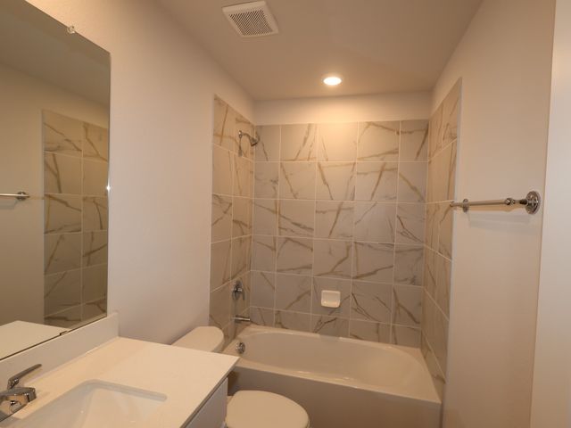 1284 Tallowwood Trail, Van Alstyne, TX 75495