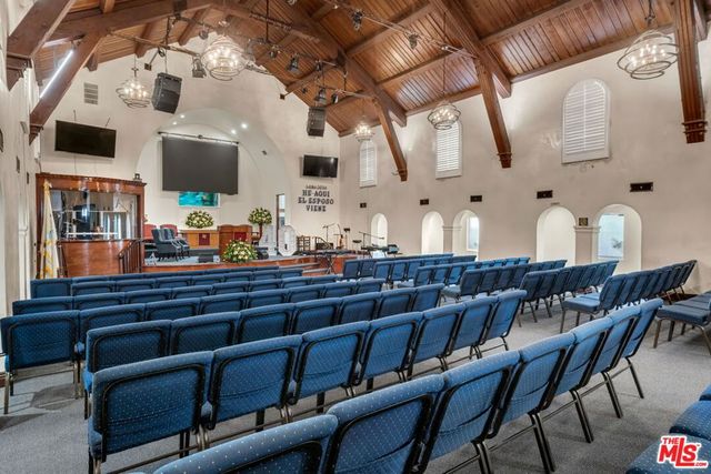 1100 S Lorena Street, Los Angeles, CA 90023