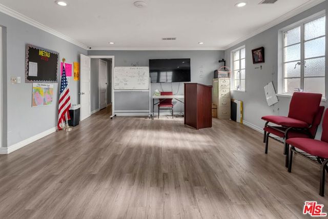 1100 S Lorena Street, Los Angeles, CA 90023