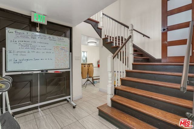 1100 S Lorena Street, Los Angeles, CA 90023