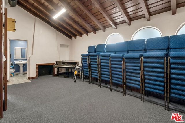 1100 S Lorena Street, Los Angeles, CA 90023