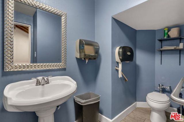 1100 S Lorena Street, Los Angeles, CA 90023