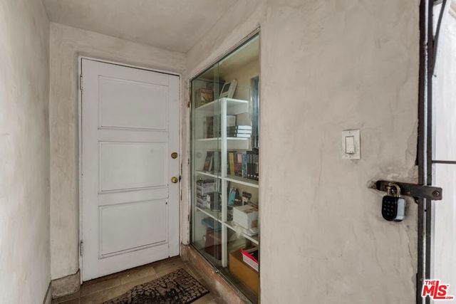 1100 S Lorena Street, Los Angeles, CA 90023