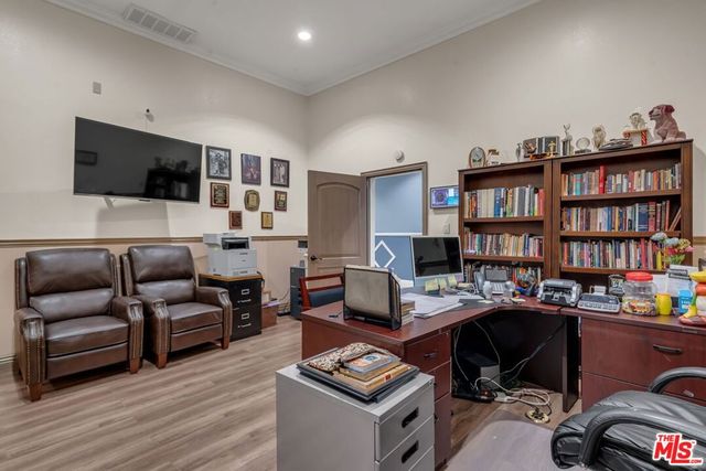 1100 S Lorena Street, Los Angeles, CA 90023