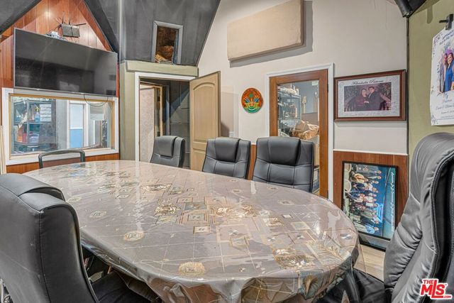 1100 S Lorena Street, Los Angeles, CA 90023