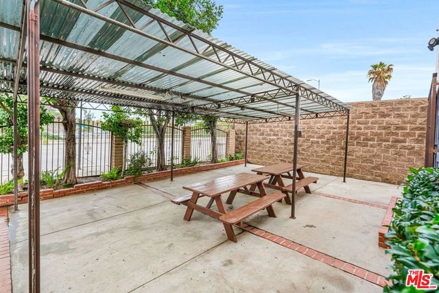 1100 S Lorena Street, Los Angeles, CA 90023