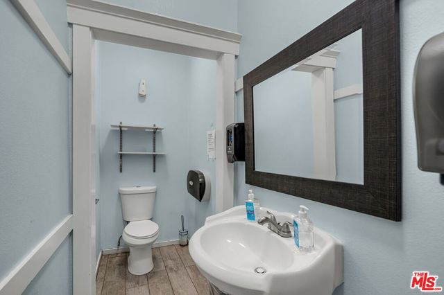 1100 S Lorena Street, Los Angeles, CA 90023