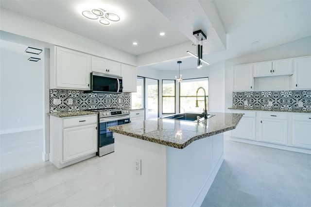 5418 WHITE AVENUE, Port Charlotte, FL 33981