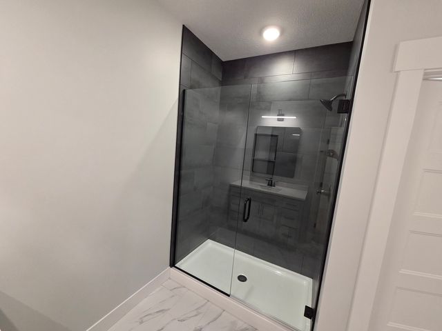 19 Brookstone Circle, Bloomington, IL 61704