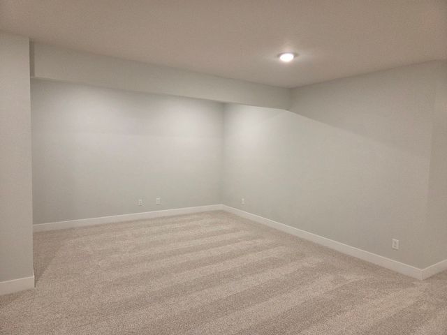 19 Brookstone Circle, Bloomington, IL 61704