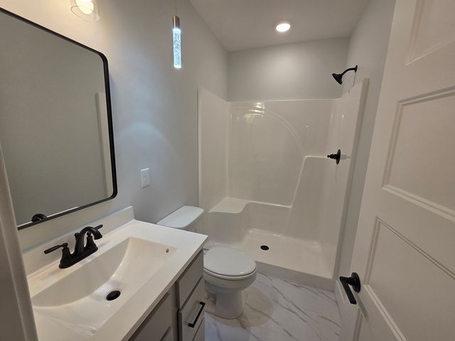 19 Brookstone Circle, Bloomington, IL 61704