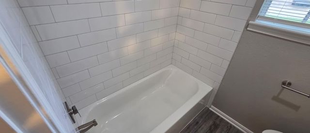 11122 Thackery Lane, Houston, TX 77016