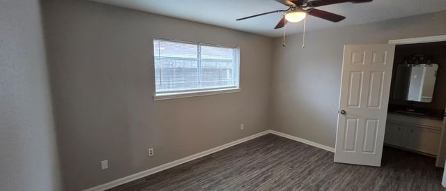 11122 Thackery Lane, Houston, TX 77016