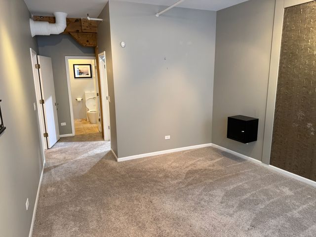 1735 W Diversey Parkway 118, Chicago, IL 60614