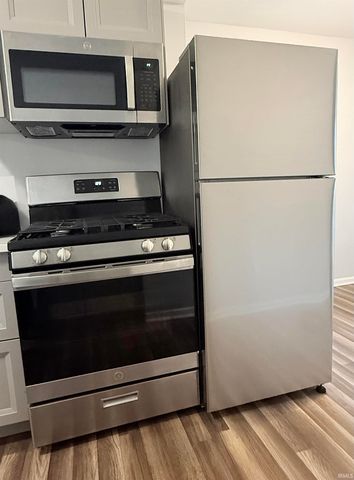 516 N Logan Street, Mishawaka, IN 46545